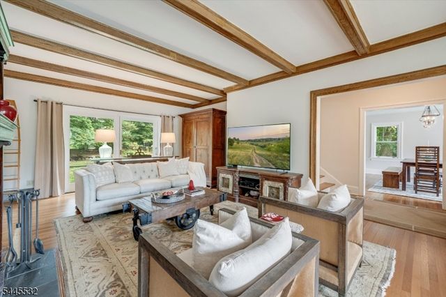 209 Grove Rd, South Orange Village Twp., NJ 07079