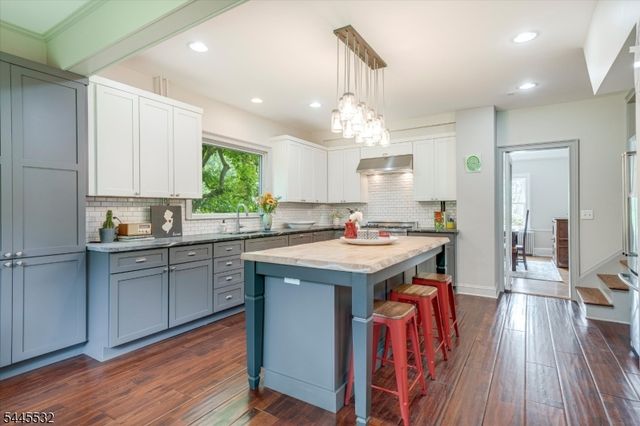 209 Grove Rd, South Orange Village Twp., NJ 07079