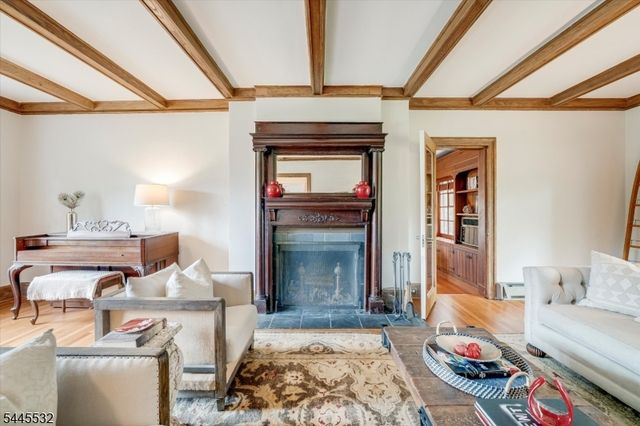 209 Grove Rd, South Orange Village Twp., NJ 07079