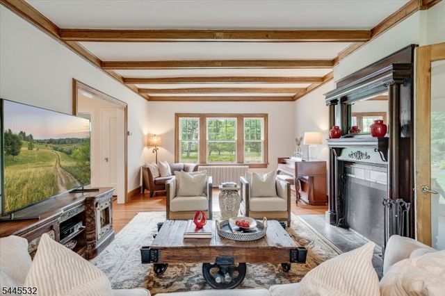 209 Grove Rd, South Orange Village Twp., NJ 07079