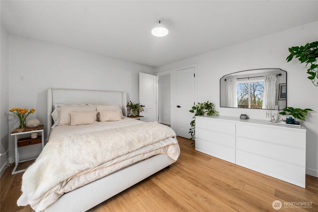 751 Alvord Avenue N, Kent, WA 98031