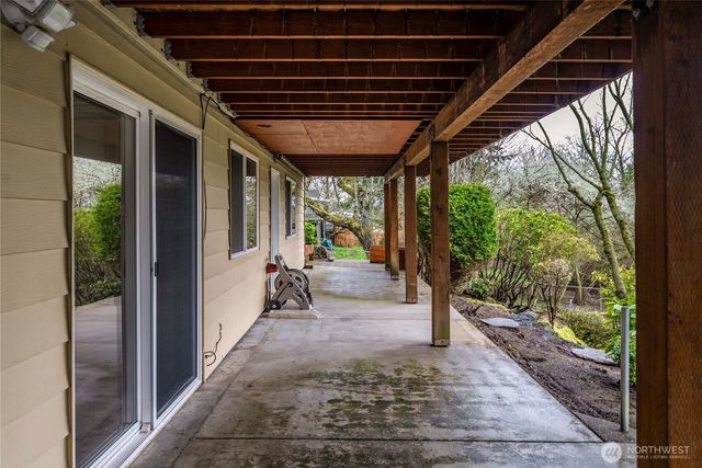 751 Alvord Avenue N, Kent, WA 98031