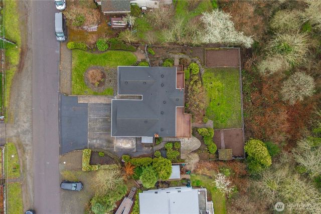 751 Alvord Avenue N, Kent, WA 98031