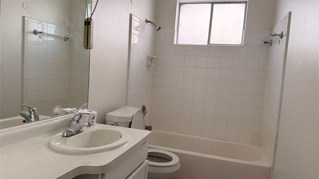 11007 Stroud Drive, Houston, TX 77072