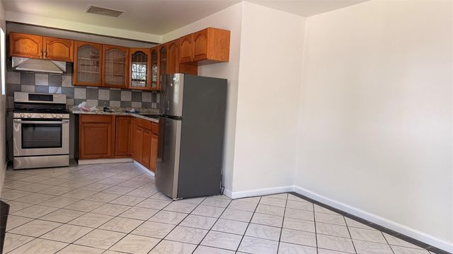 11007 Stroud Drive, Houston, TX 77072