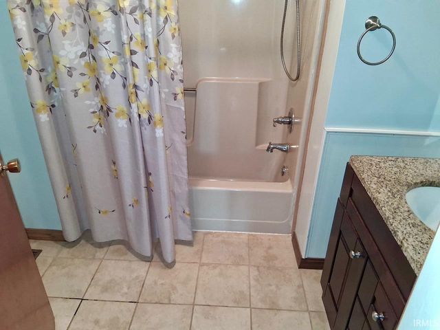 3097 S State Rd 3 Highway, Hartford City, IN 47374