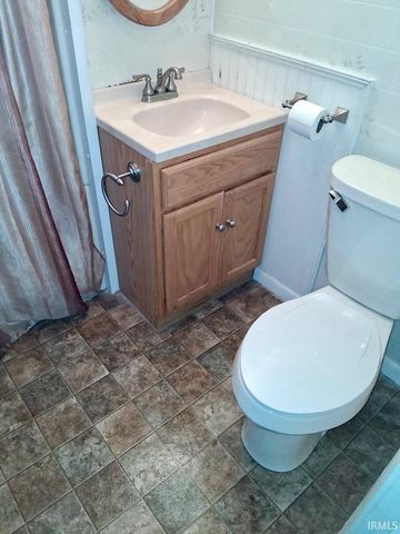3097 S State Rd 3 Highway, Hartford City, IN 47374