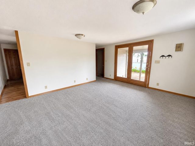 3097 S State Rd 3 Highway, Hartford City, IN 47374