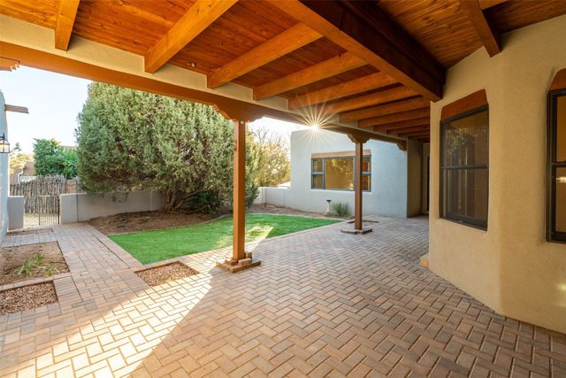 2630 Caminito Carlitos, Santa Fe, NM 87505