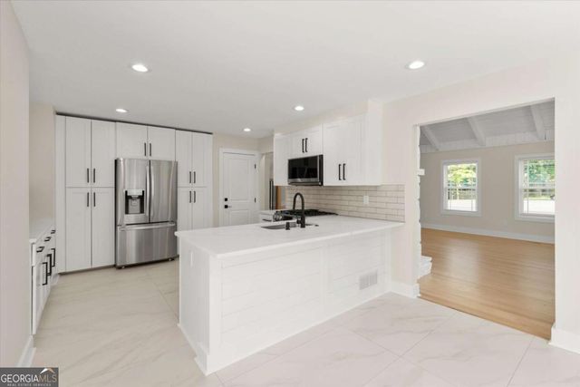 404 Way Bridge Court NE, Kennesaw, GA 30144