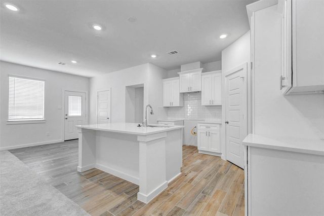 6471 Escondido Drive, Rosharon, TX 77583