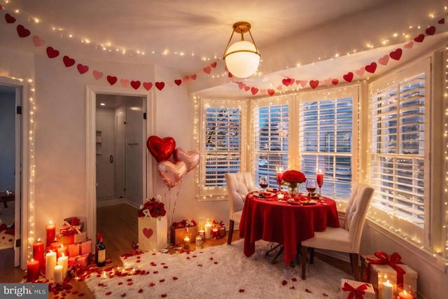 6347 CHIMNEY WOOD CT, Alexandria, VA 22306