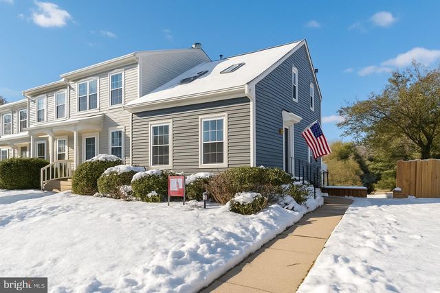 6347 CHIMNEY WOOD CT, Alexandria, VA 22306