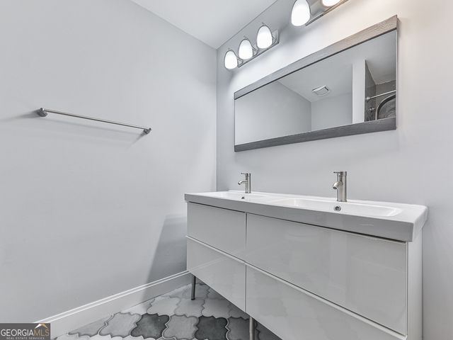 6330 Brandywine Trail, Peachtree Corners, GA 30092