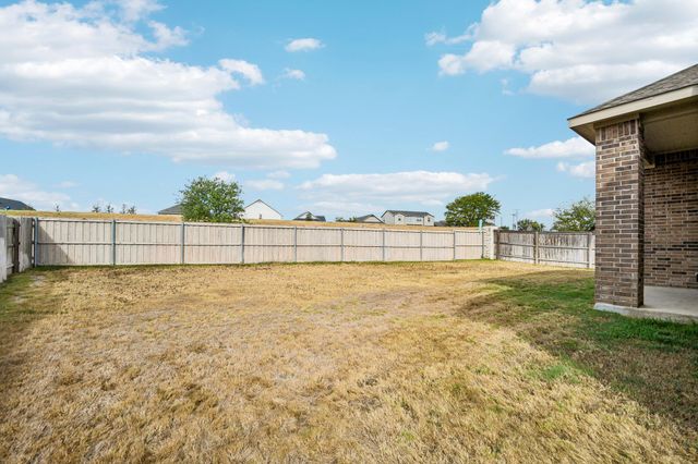 116 Joseph Hawkins LN, Bastrop, TX 78602