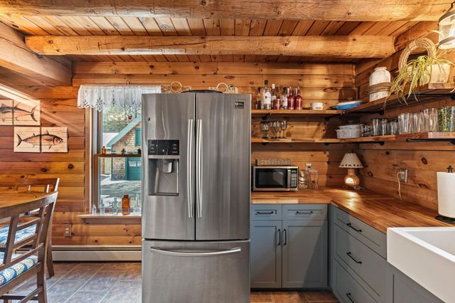 1 Oak Ridge Road, Nottingham, NH 03290