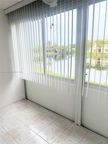 8345 Sunrise Lakes Boulevard 210, Sunrise, FL 33322