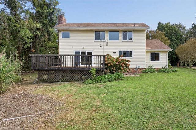 92 Oakville DR, Hampton, VA 23669