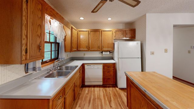 15405 Garot Road, North Little Rock, AR 72113