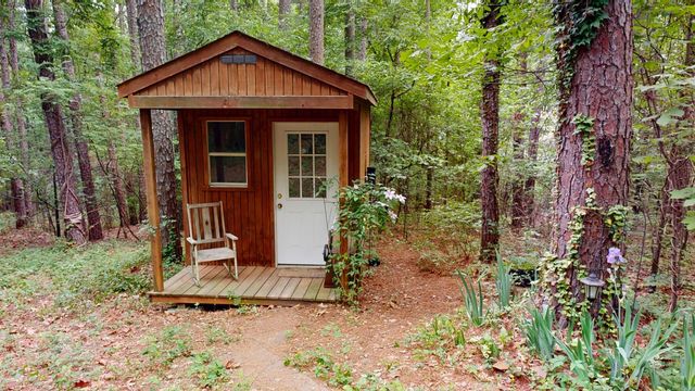 15405 Garot Road, North Little Rock, AR 72113
