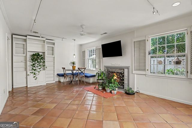 1434 Hampton Glen Court, Decatur, GA 30033