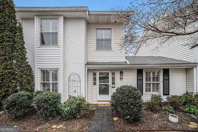 1434 Hampton Glen Court, Decatur, GA 30033