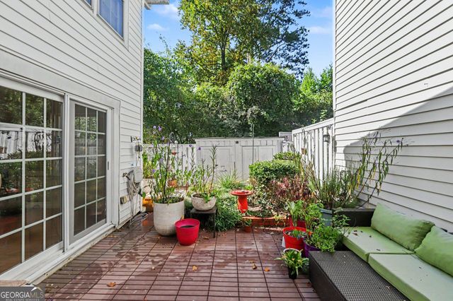 1434 Hampton Glen Court, Decatur, GA 30033