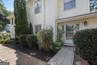 1434 Hampton Glen Court, Decatur, GA 30033
