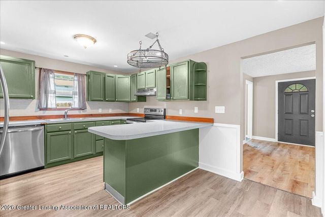 110 Abbott Road, Laingsburg, MI 48848