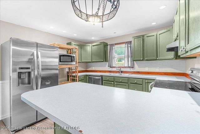 110 Abbott Road, Laingsburg, MI 48848