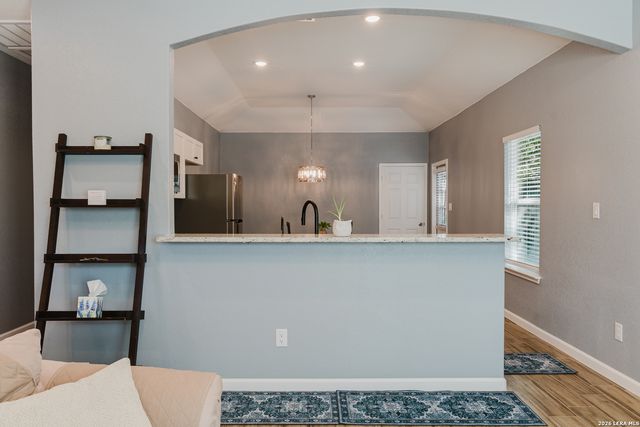 551 FERRIS AVE, San Antonio, TX 78220