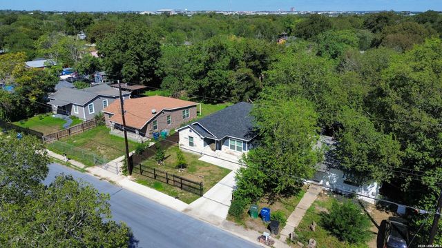 551 FERRIS AVE, San Antonio, TX 78220