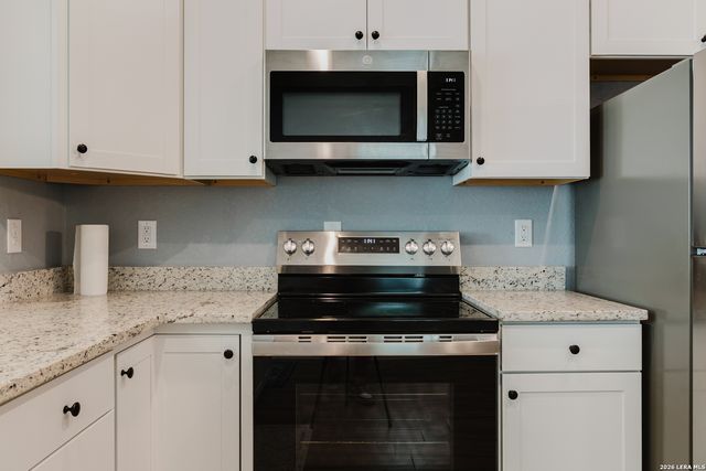 551 FERRIS AVE, San Antonio, TX 78220