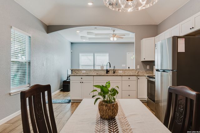 551 FERRIS AVE, San Antonio, TX 78220