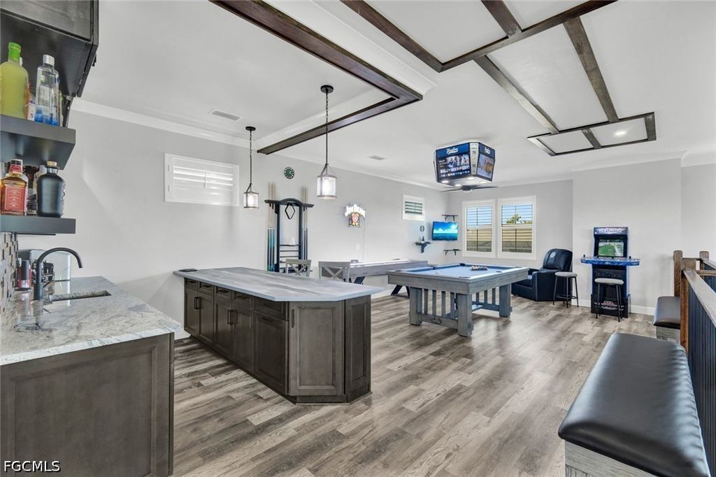 Image 22 of property listing at 1909 SE 14th ST, Cape Coral, FL 33990