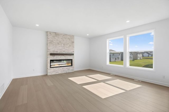 4939 Noble Lane NW, Rochester, MN 55901