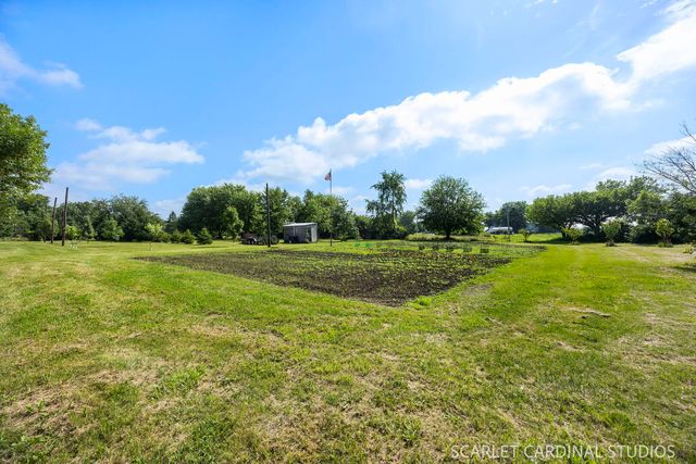 9908 S Carls Drive, Plainfield, IL 60585