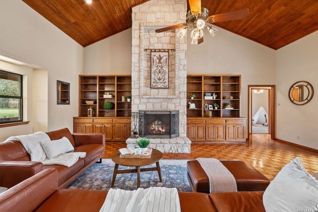 8463 Barron, San Antonio, TX 78240