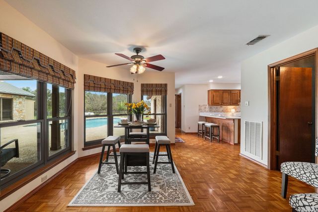 8463 Barron, San Antonio, TX 78240