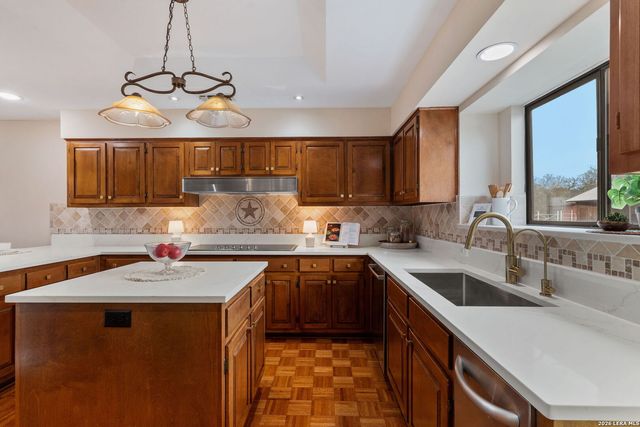 8463 Barron, San Antonio, TX 78240