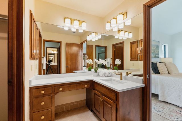 8463 Barron, San Antonio, TX 78240