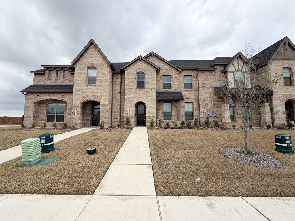 1873 Ethereal Lane, Waxahachie, TX 75165