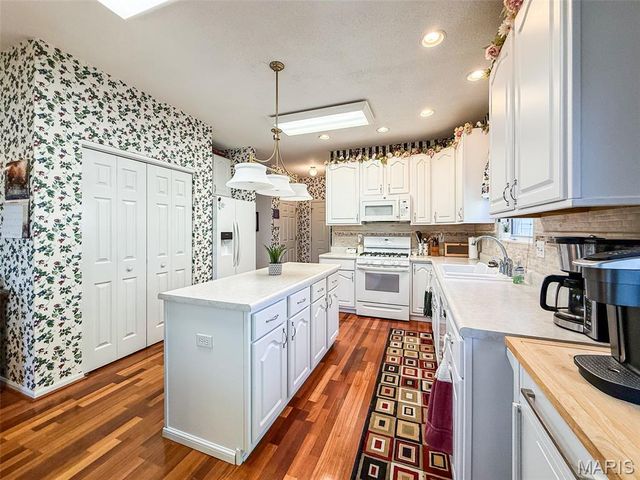 1026 Thornbury Place, O'fallon, IL 62269