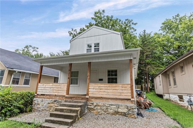 6214 Tracy Avenue, Kansas City, MO 64110