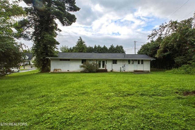 6919 Dorchester Drive, Knoxville, TN 37909
