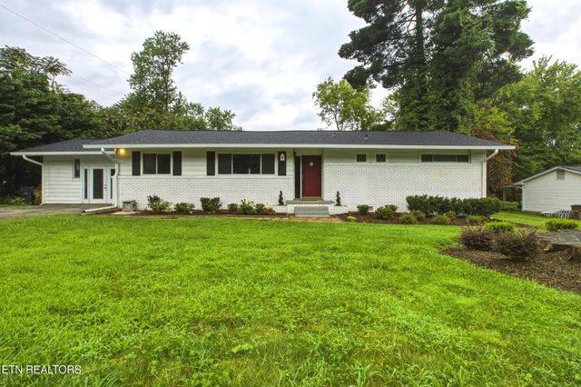 6919 Dorchester Drive, Knoxville, TN 37909