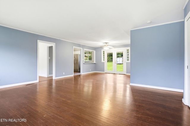 6919 Dorchester Drive, Knoxville, TN 37909