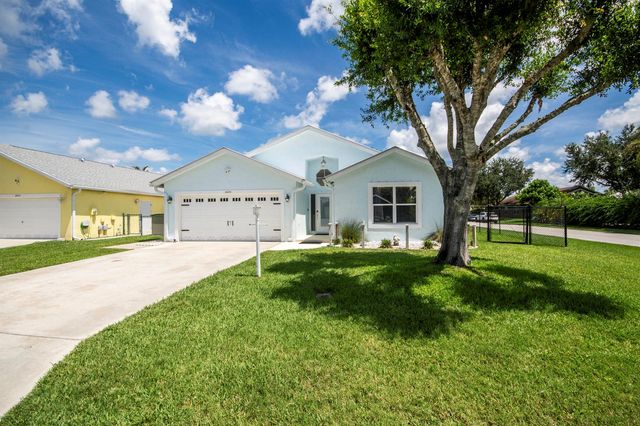 2483 SW Regency Road, Stuart, FL 34997