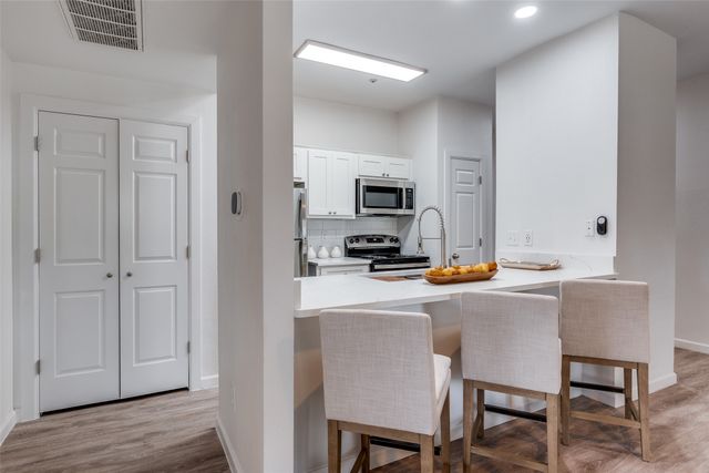 6003 Oram Street 203, Dallas, TX 75206