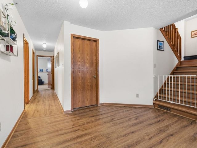 1213 7th St NE, Minot, ND 58703